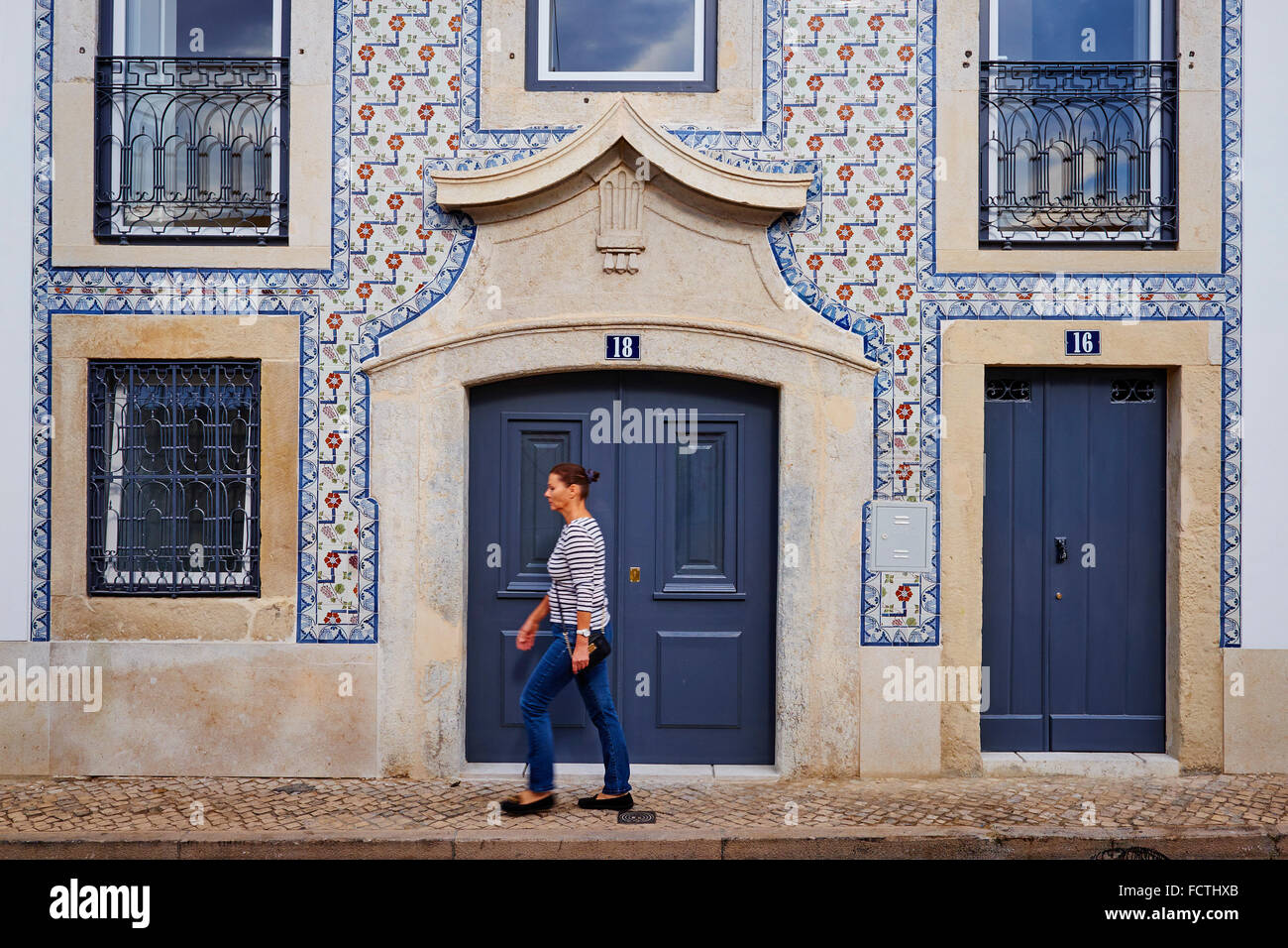 Il Portogallo, Lisbona, Alfama facciata di un appartement Foto Stock
