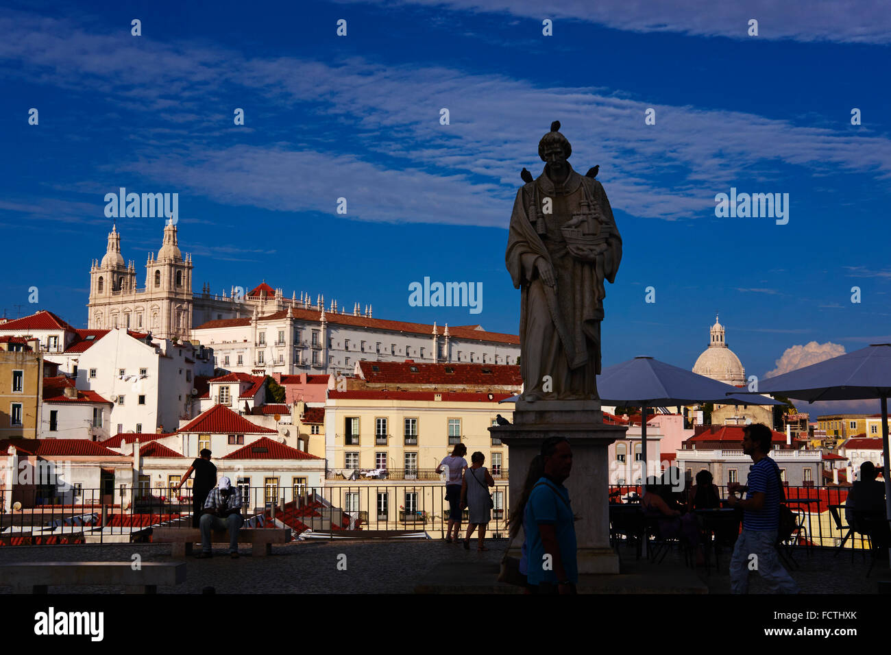 Il Portogallo, Lisbona Alfama da Santa Luzia belvedere Foto Stock