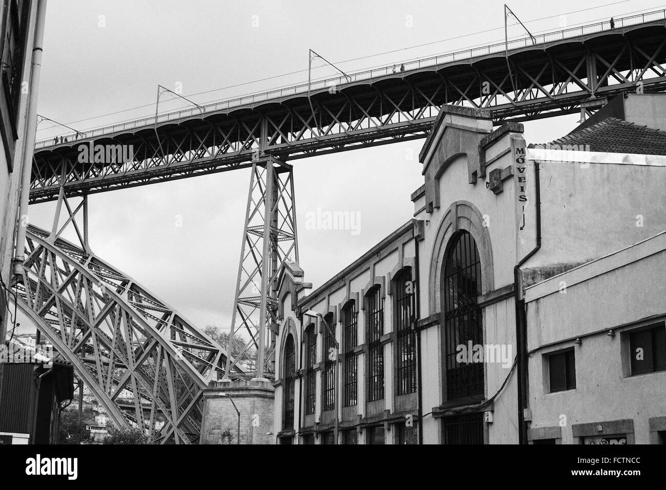 B&W Pic del ponte Luis Ho a Porto, Portogallo, Europa Foto Stock