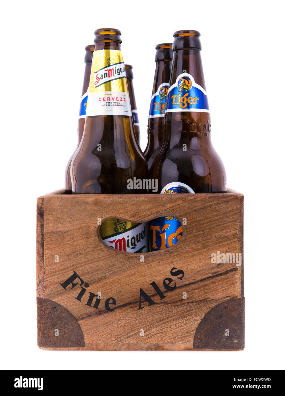 Beer crate immagini e fotografie stock ad alta risoluzione - Alamy