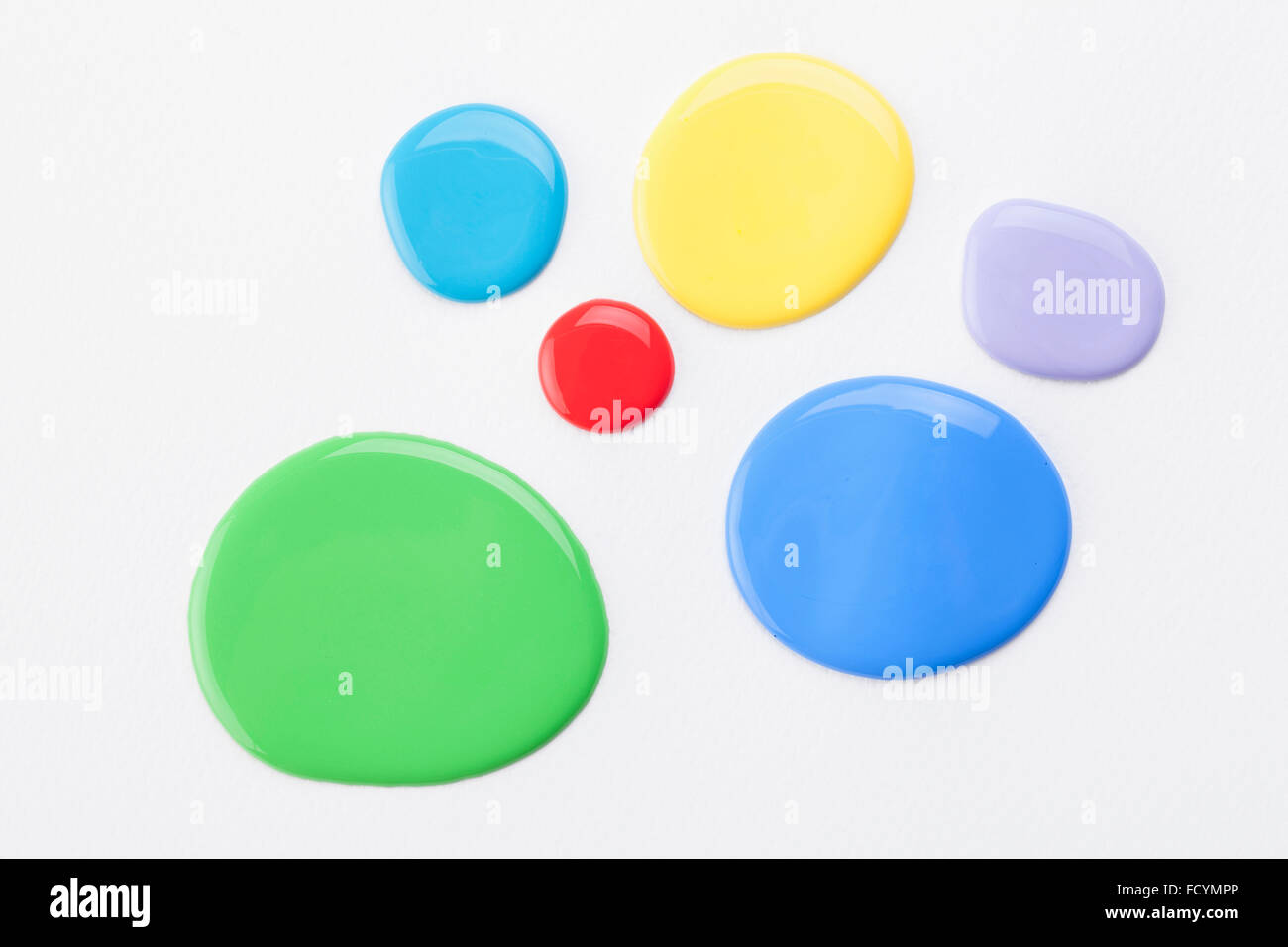 Punti multicolore fatta di vernici liquide Foto Stock
