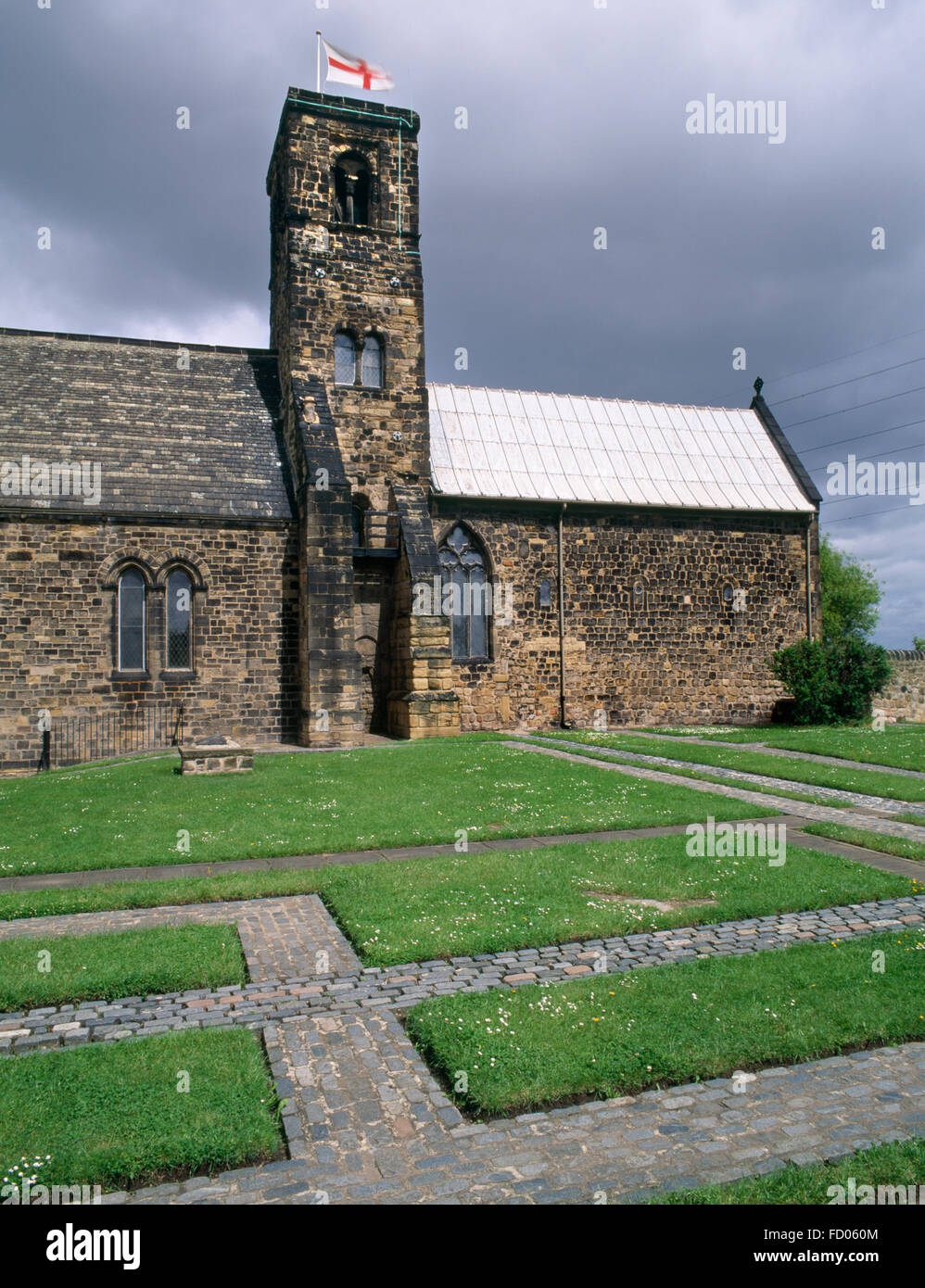 Chiesa di San Paolo e il monastero, Jarrow, fondata AD681 da Benedetto Biscop: il presbiterio (R) è il suo originale cappella costruita di riutilizzate pietra romana. Foto Stock