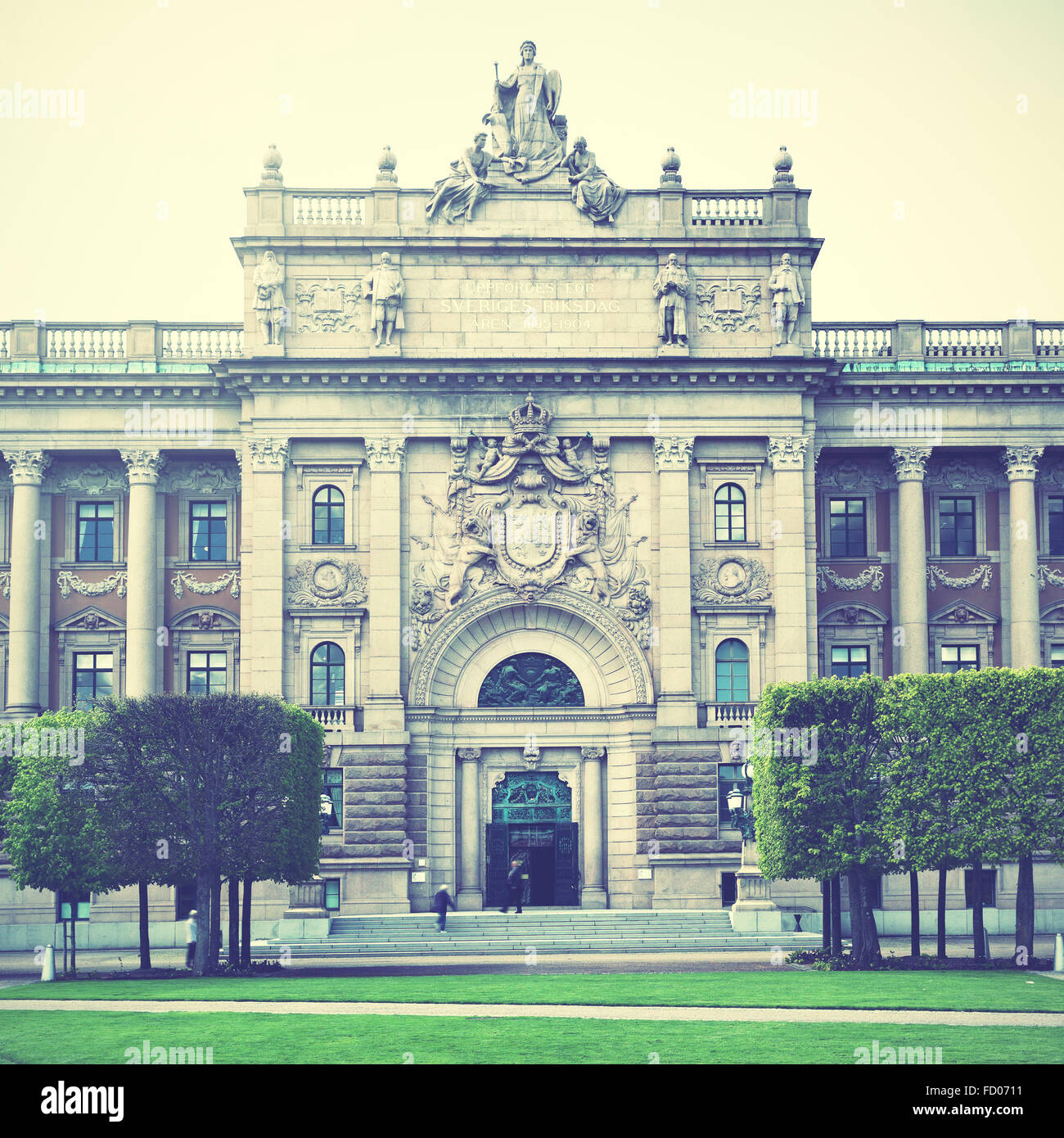 Parte anteriore del palazzo del Parlamento (Riksdag) a Stoccolma, Svezia. In stile retrò filtred immagine Foto Stock