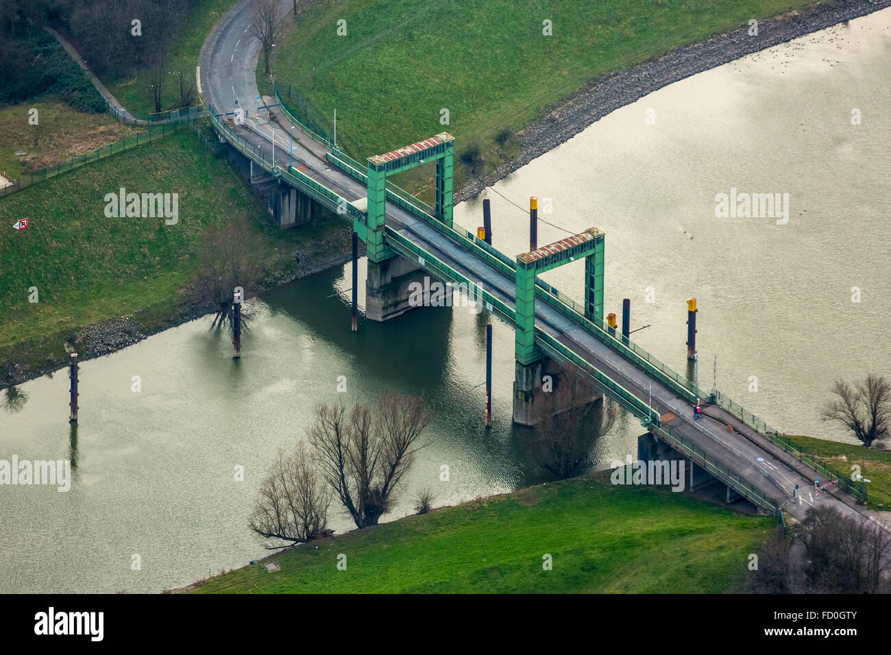 Vista aerea, ponte di sollevamento Walsum, Duisburg, la zona della Ruhr, Renania settentrionale-Vestfalia, Germania, Europa, vista aerea, uccelli-occhi vista, Foto Stock