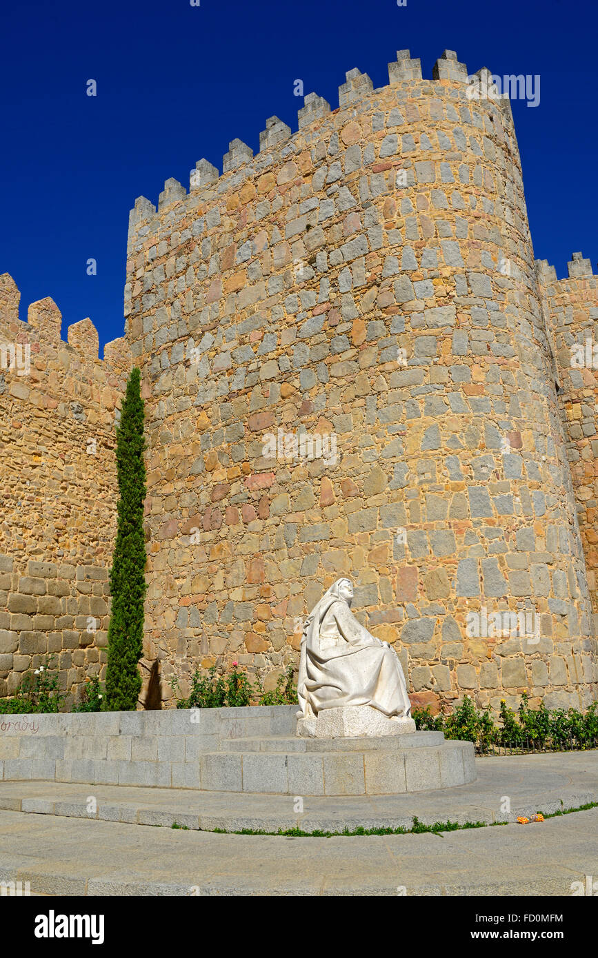 Statua di santa Teresa Cattedrale Avila Spagna medievale di Castilla y León Foto Stock