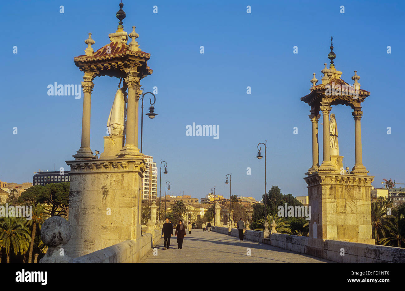 'Del Mar'Bridge, in Jardi (giardino) del Turia,Valencia,Spagna Foto Stock