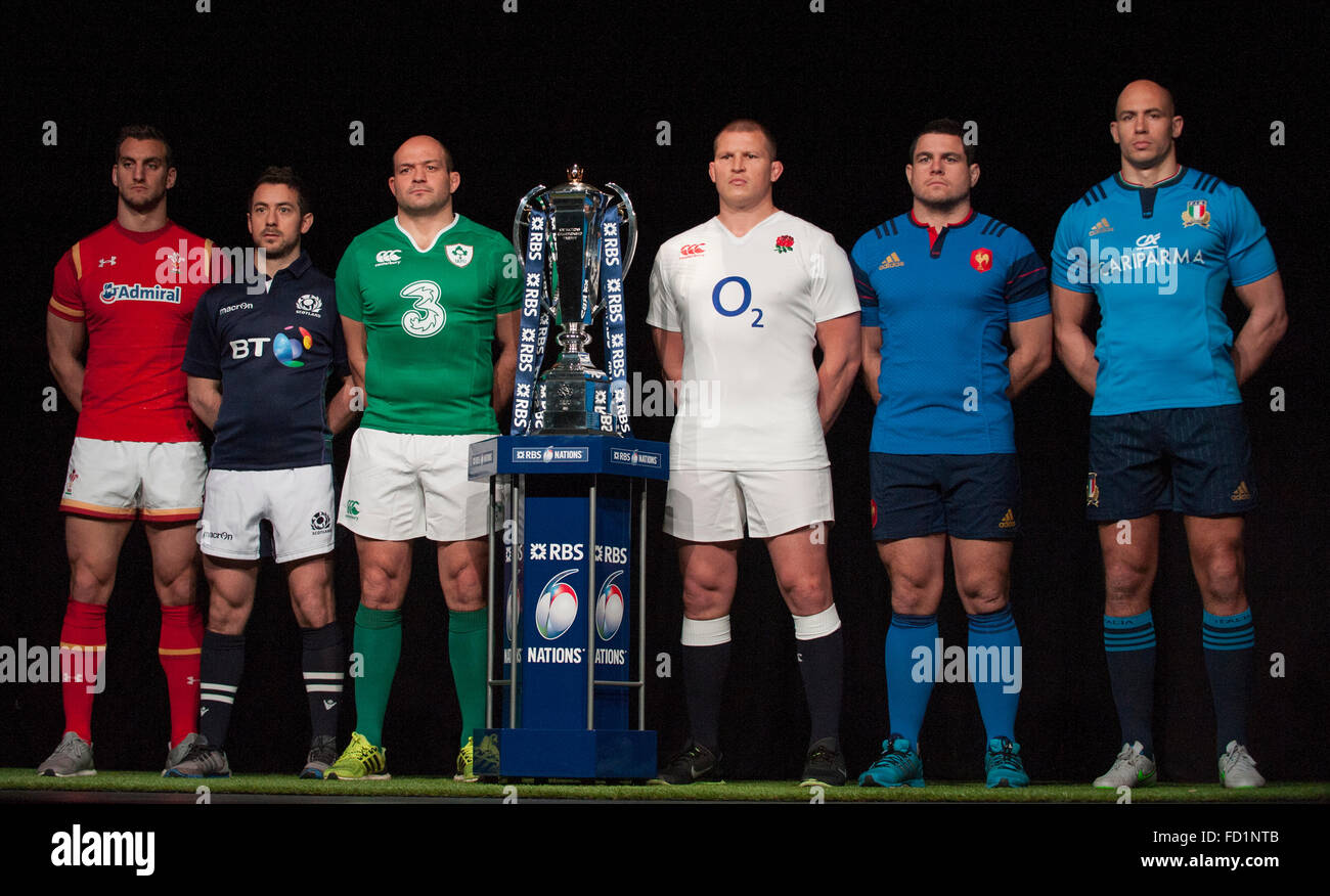 Hurlingham Club di Londra, Regno Unito. Il 27 gennaio, 2016. Capitani del team da sinistra a destra: Sam Warburton (Galles), Greg Laidlaw (Scozia), Rory Best (Irlanda), Dylan Hartley (Inghilterra), Guilhem Guirado (Francia), Sergio Parisse (Italia). La RBS 6 Nazioni di rugby è stato lanciato a premere nel west London Club, con team capitani presentato per il supporto assemblato. Credito: sportsimages/Alamy Live News Foto Stock