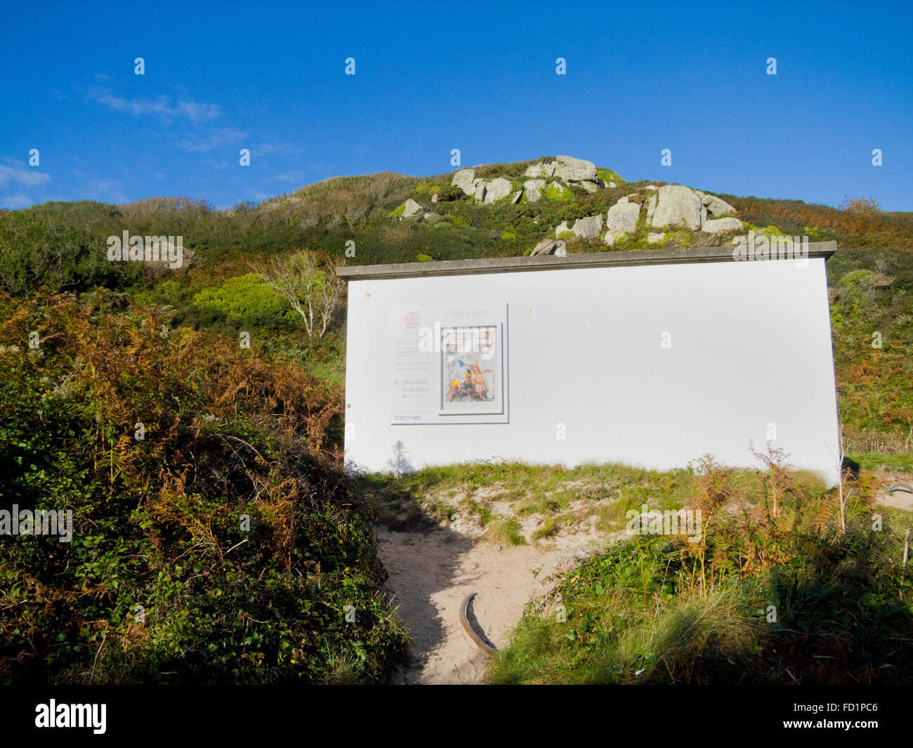 Cavo rifugio al Porthcurno Telegraph Museum, Porthcurno, Cornwall, Regno Unito Foto Stock