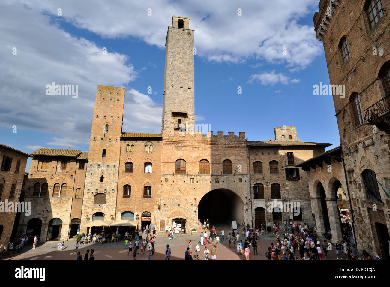 Palazzo del Podestà, Piazza del Duomo, San Gimignano, Toscana, Italia Foto Stock