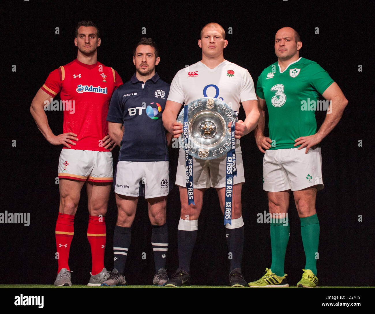 Hurlingham Club di Londra, Regno Unito. Il 27 gennaio, 2016. Sam Warburton, Greg Laidlaw, Dylan Hartley e Rory meglio con la Triple Crown. La RBS 6 Nazioni di rugby è stato lanciato a premere nel west London Club, con team capitani presentato per il supporto assemblato. Credito: sportsimages/Alamy Live News Foto Stock