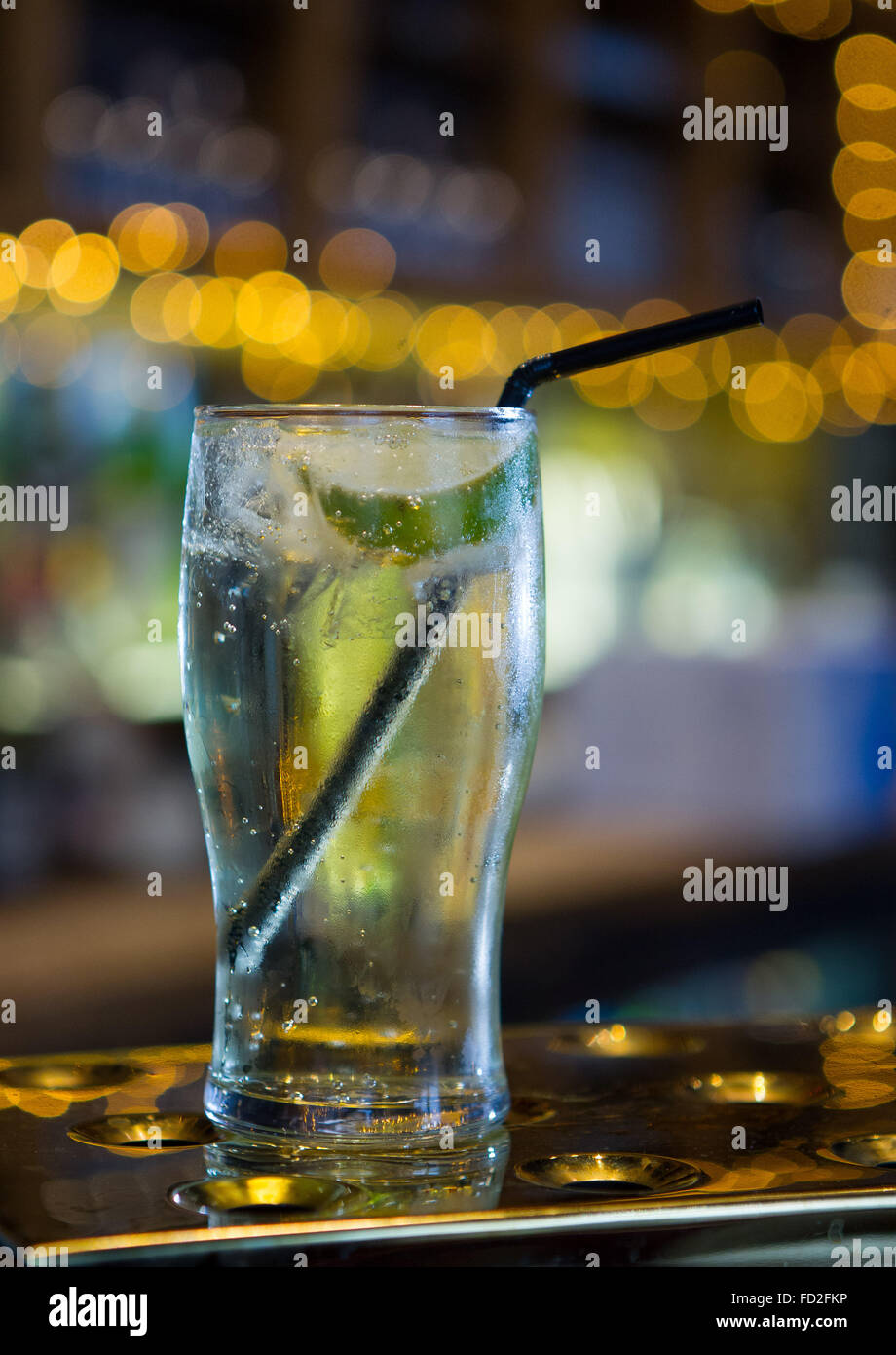 Non alcoliche calce e soda drink in un bar in un pub. Foto Stock