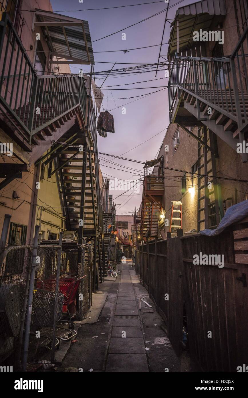 Los Angeles, California, USA. Xx Febbraio 2015. L'alleato dietro Chung King Road, Chinatown, LA, al crepuscolo. © Fred Hoerr/ZUMA filo/Alamy Live News Foto Stock