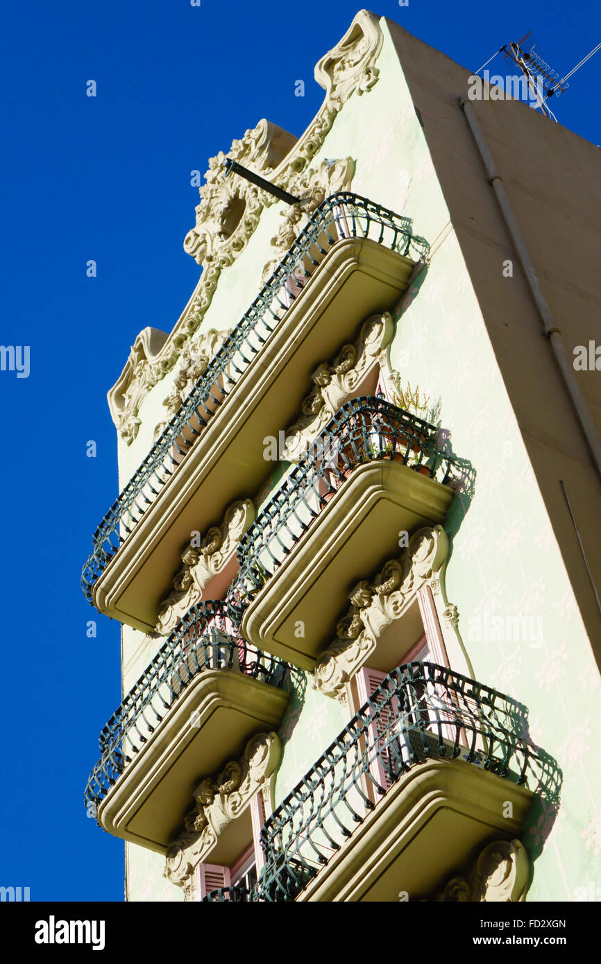 Il balcone di ogni camera Barcellona Foto Stock