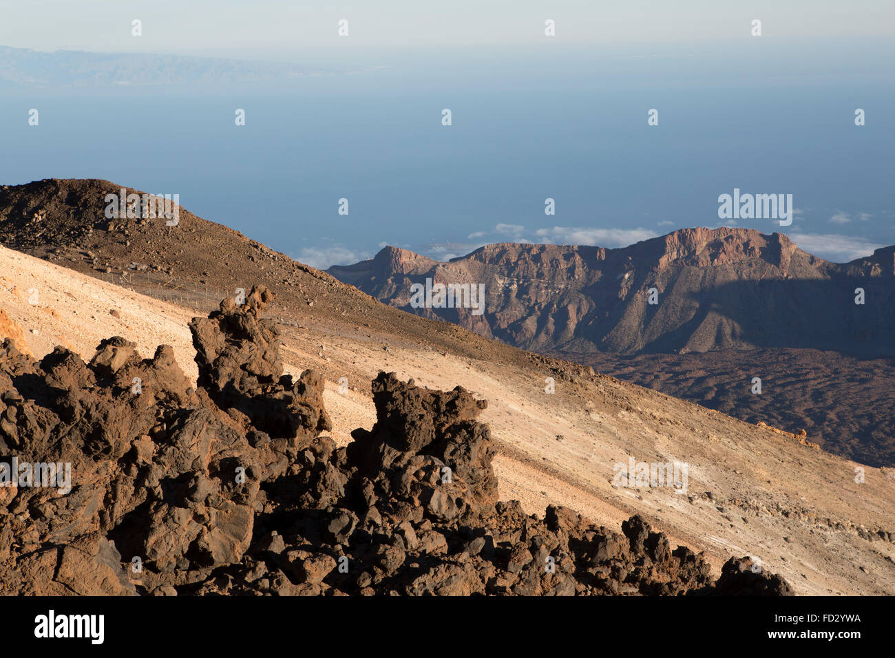 La caldera de Las Cañadas nel Parco Nazionale del Teide Tenerife, Spagna. Foto Stock