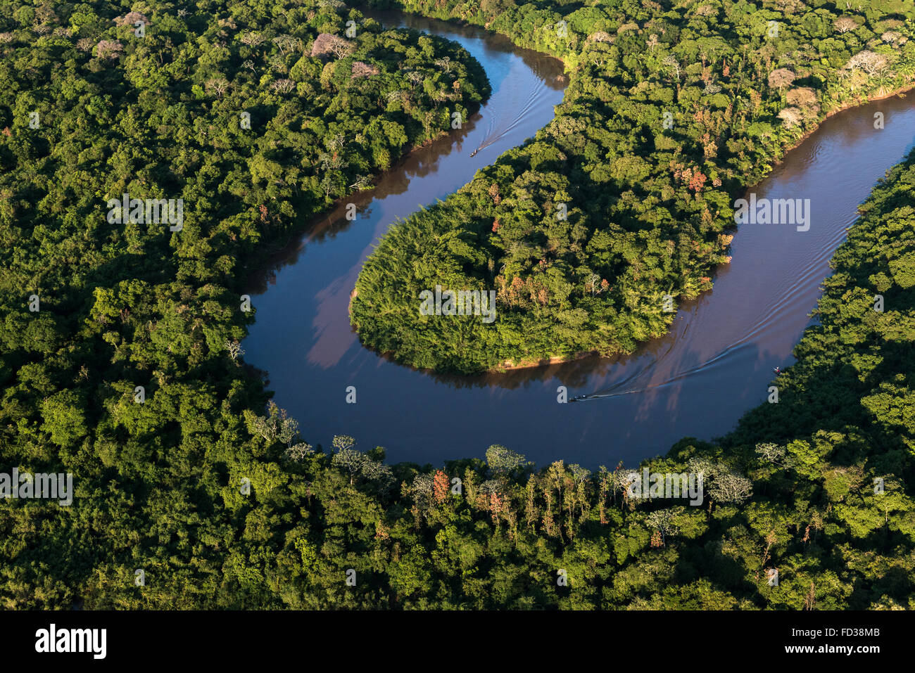 Barche su un fiume nel Pantanal Foto Stock