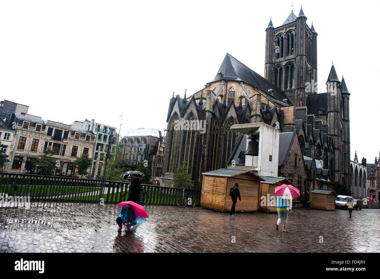 San Nicolas Chiesa Gotico è una delle più antiche e uno dei principali monumenti della città di Gand Foto Stock