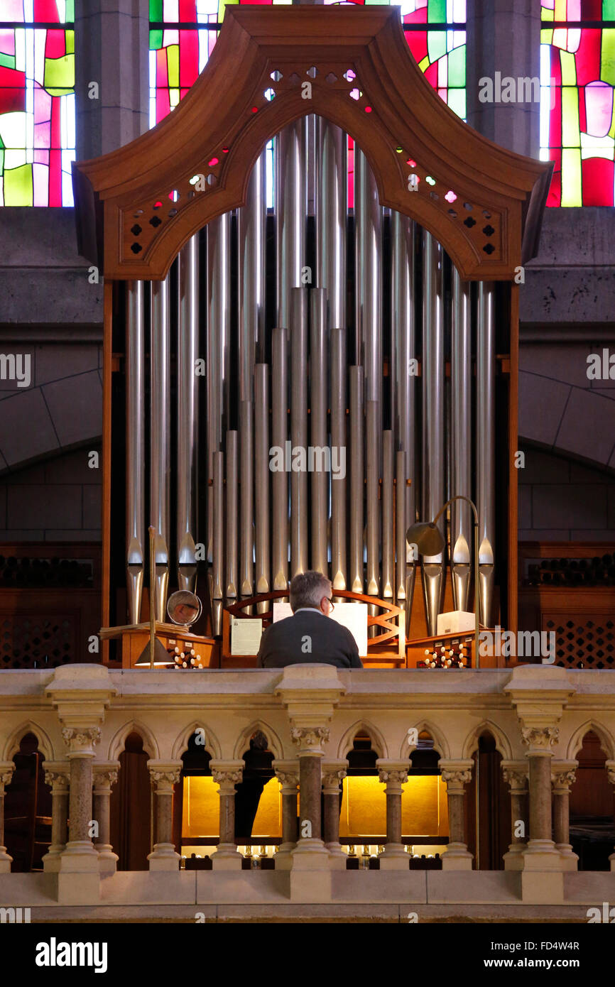 Notre Dame du Perpetuel Secours Basilica. Chiesa organista. Foto Stock