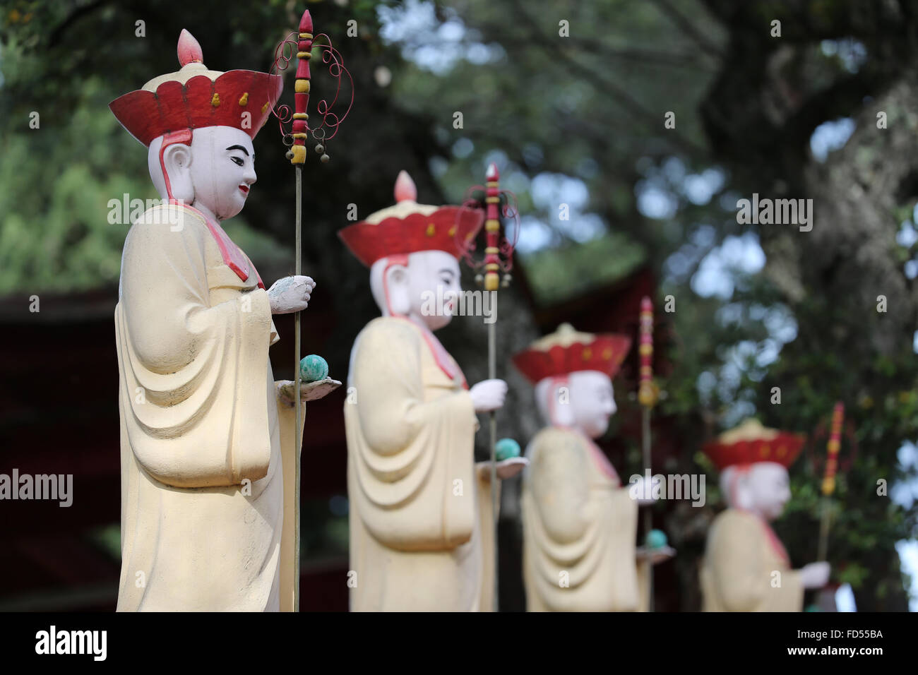 Hong Hien Tu tempio. Tempio buddista custodi. Foto Stock