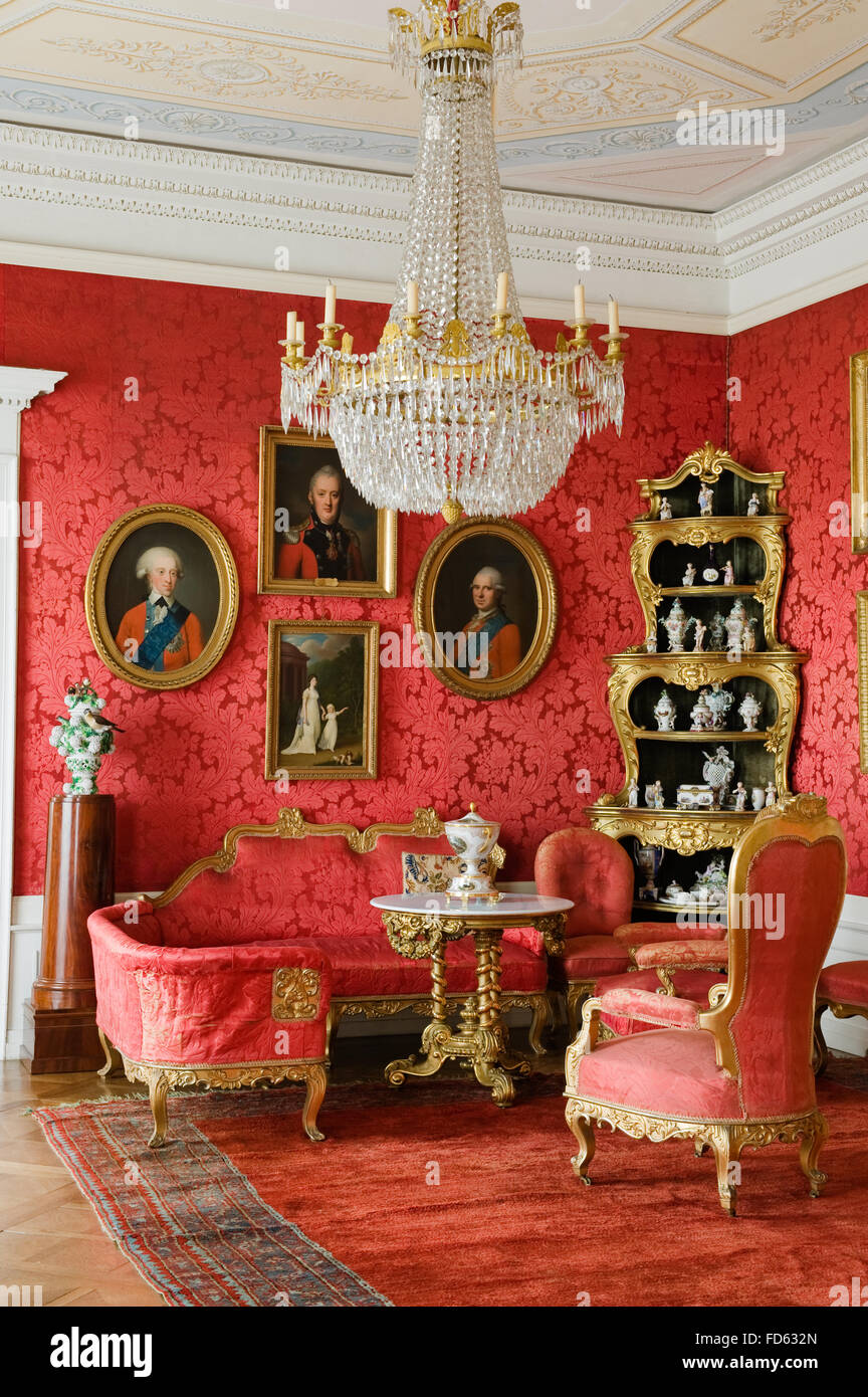 Suite danese con cornice dorata artwork in Schloss Fasanerie vicino a Fulda in Germania Foto Stock