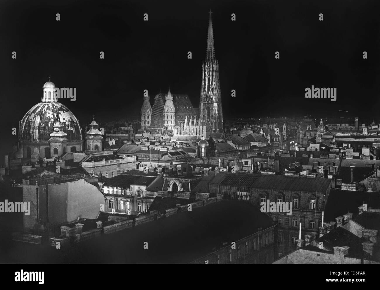 Vista notturna di Vienna, 1938 Foto Stock