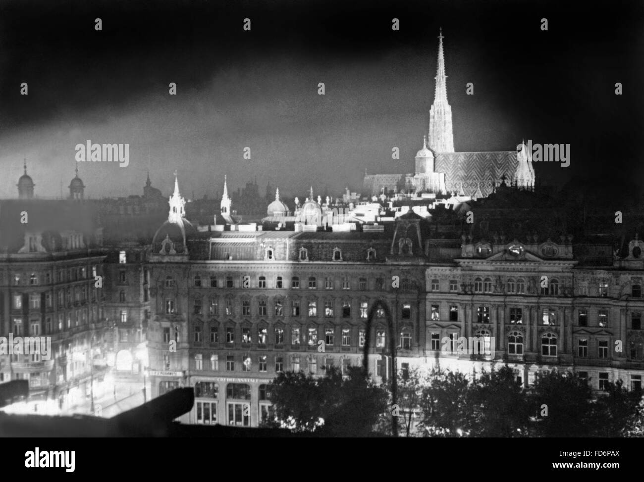 Vista notturna di Vienna, 1937 Foto Stock