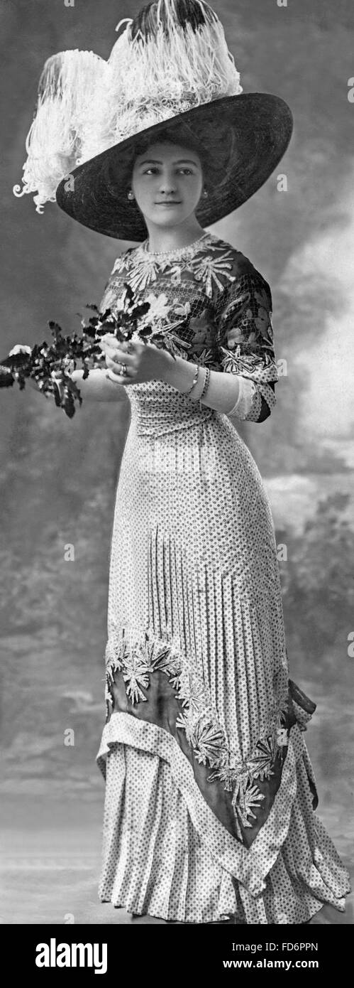 Le donne della moda, 1910 Foto Stock