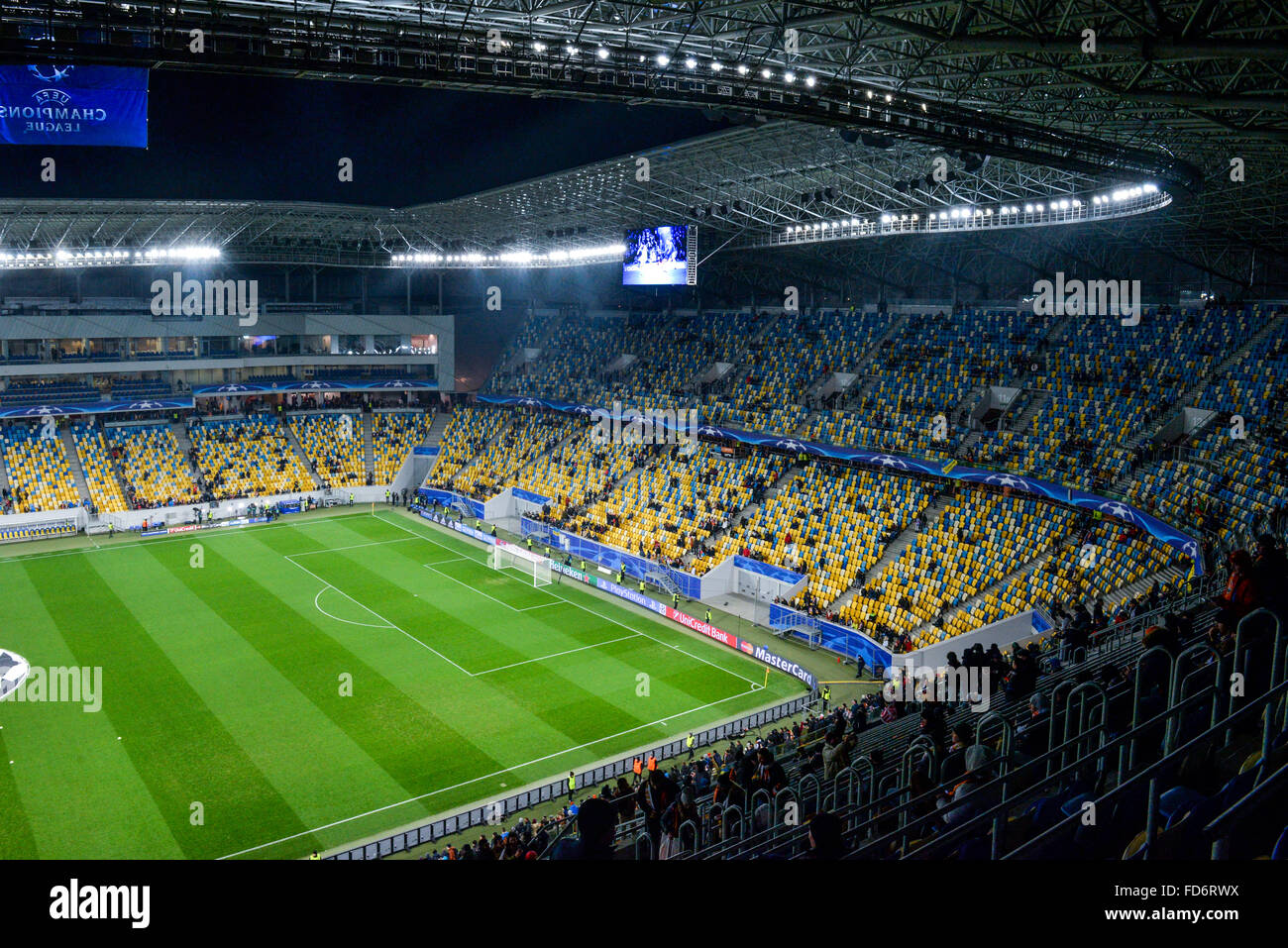 Vista dalla cima del Arena-Lviv allo stadio di calcio UEFA Foto Stock