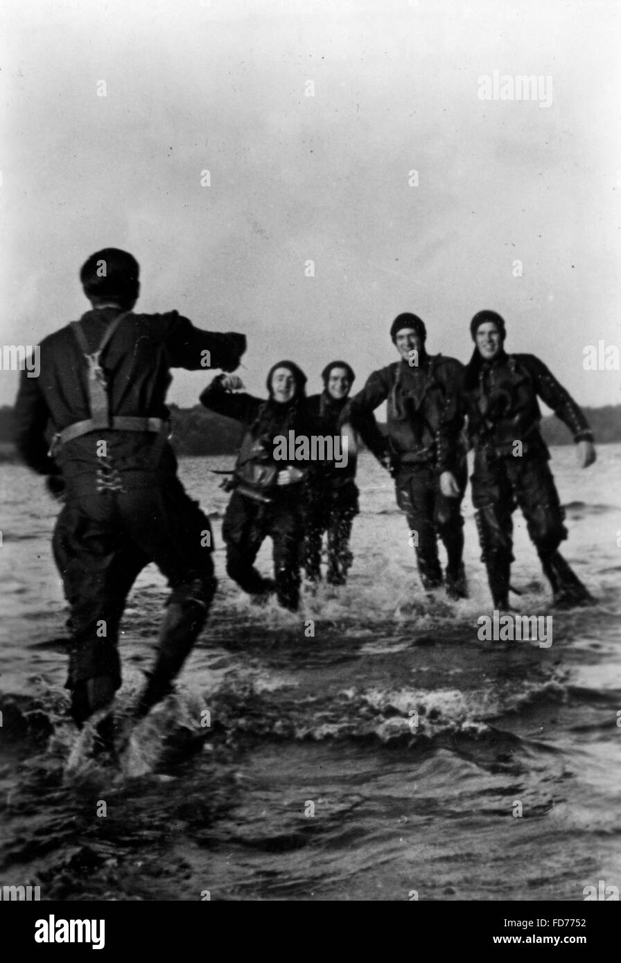 Commando tedesco frogman durante la II Guerra Mondiale, 1944 Foto Stock