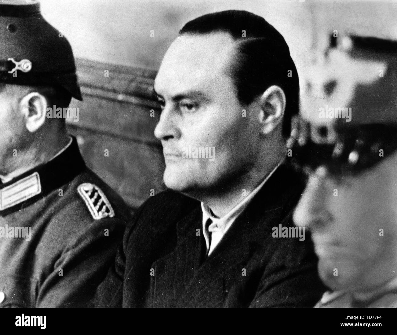 Josef Wirmer davanti al tribunale del popolo di Berlino, 1944 Foto Stock