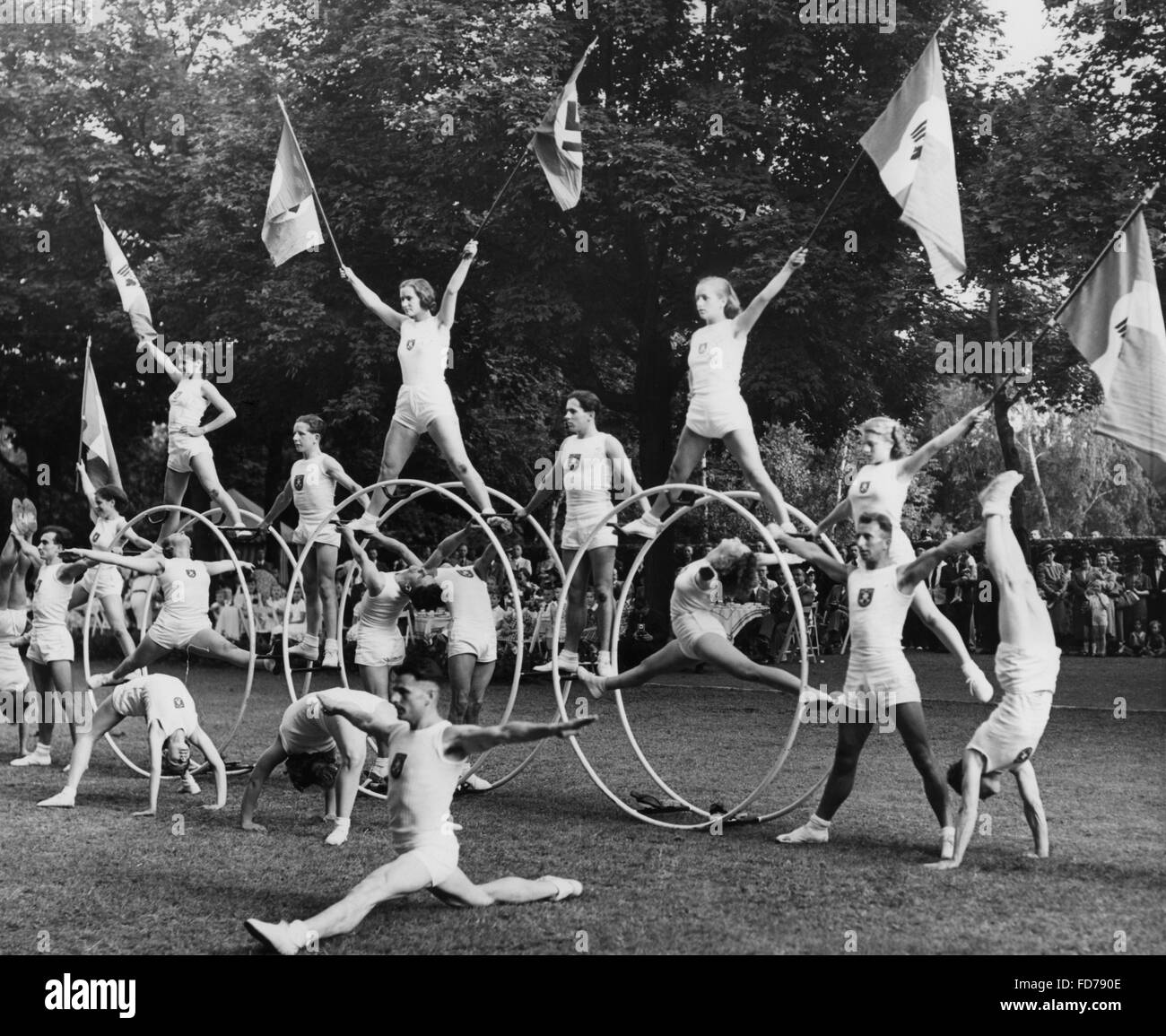 Gymwheel piramide nel Parco Olimpico di Berlino, 1939 Foto Stock