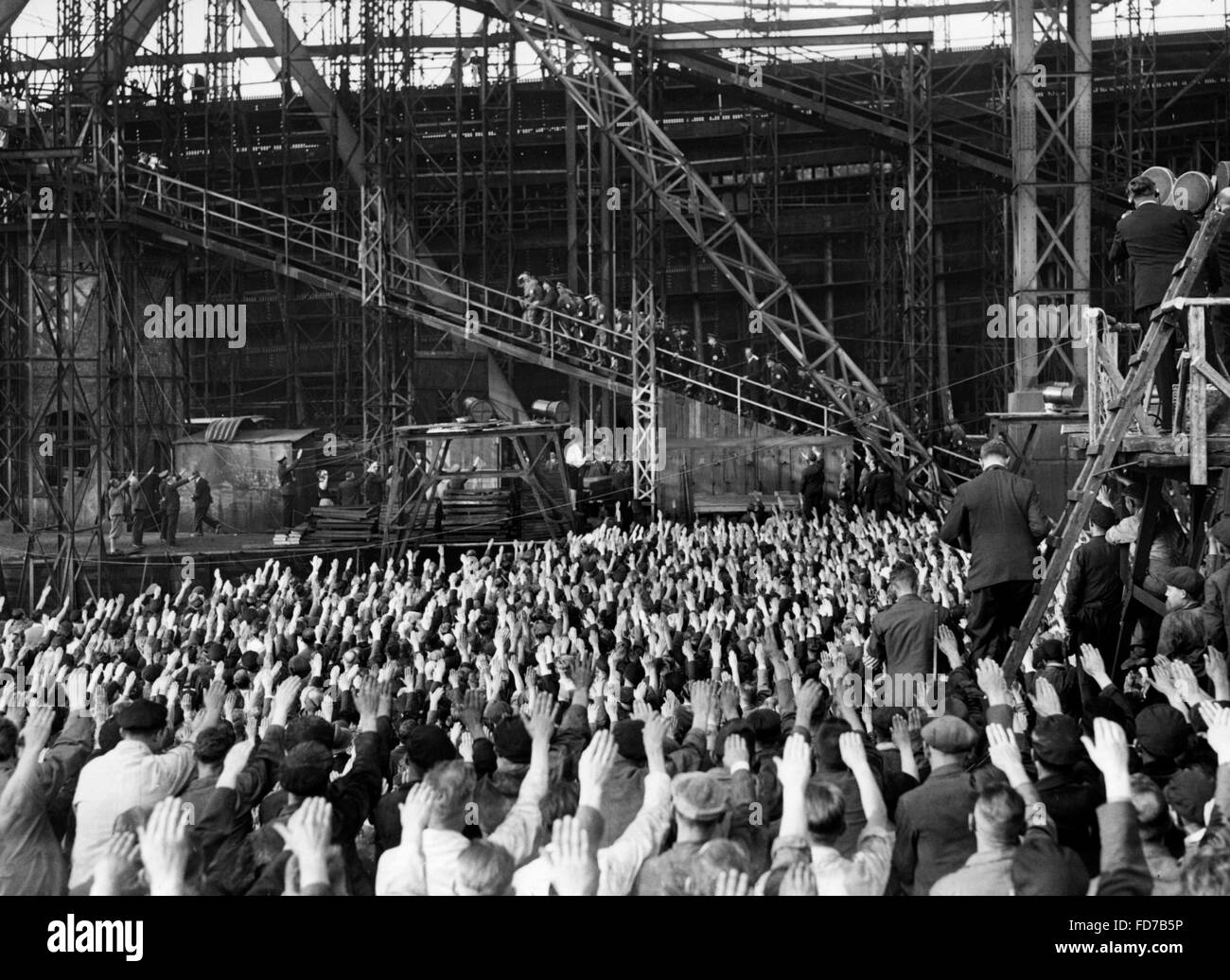 Adolf Hitler a Blohm & Voss, 1934 Foto Stock