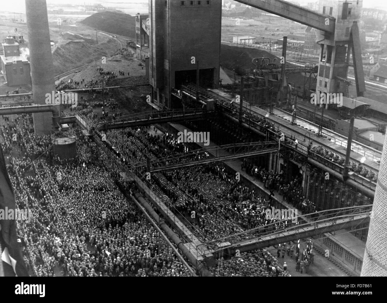 Baldur Von Schirach nella miniera di carbone di Friedrich Ernestine (Essen), 1934 Foto Stock