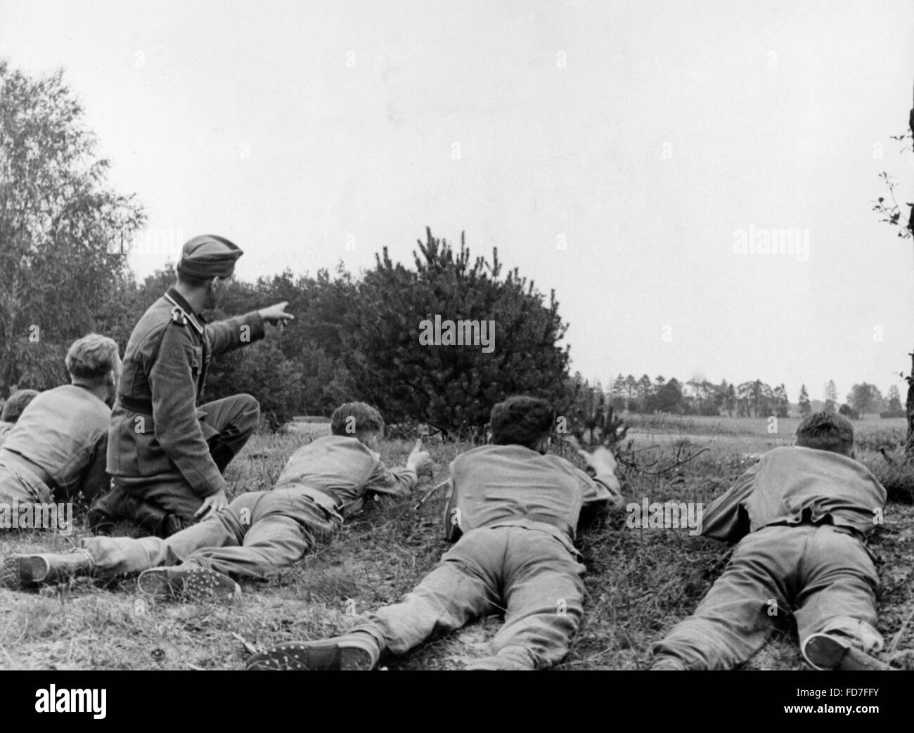 Esercizio di campo in un HJ campo di addestramento militare, 1942 Foto Stock