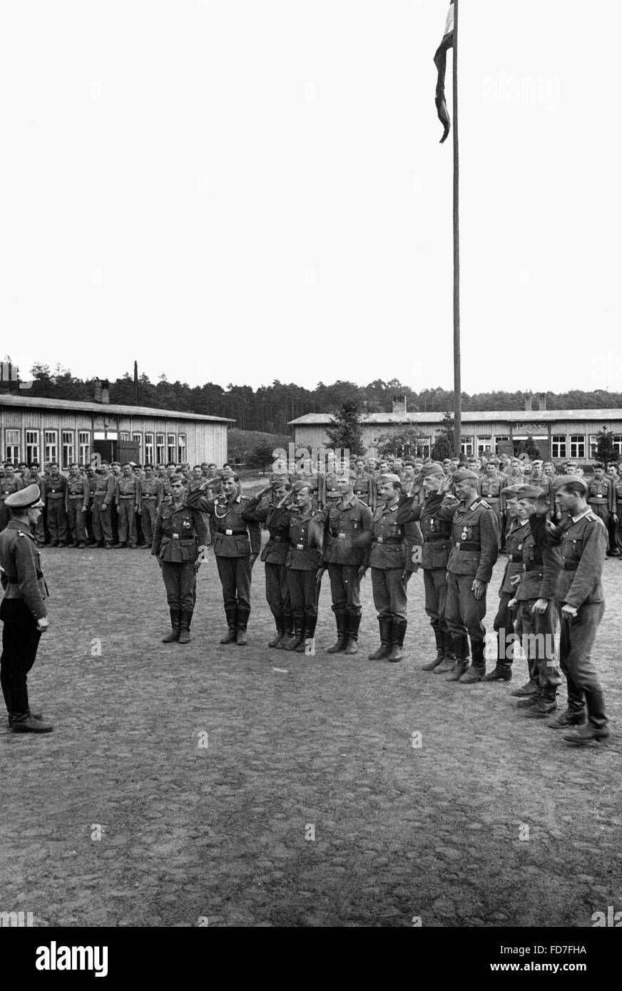 HJ soci a roll call nel campo di addestramento militare, 1942 Foto Stock