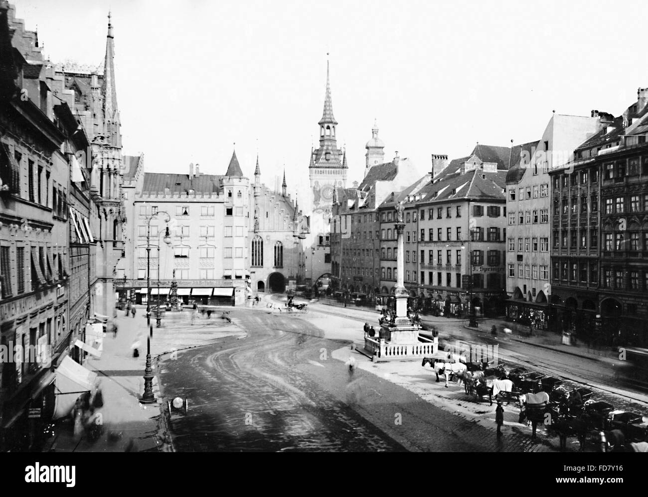 Marienplatz a Monaco di Baviera prima del 1900 Foto Stock