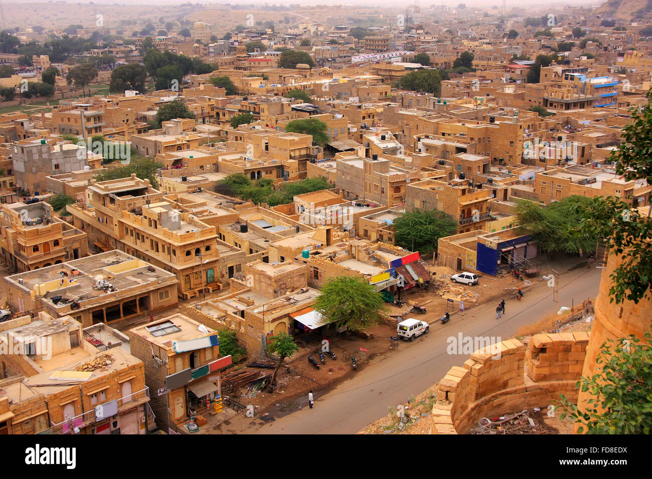 Vista della città da Jaisalmer Fort, Rajasthan, India Foto Stock