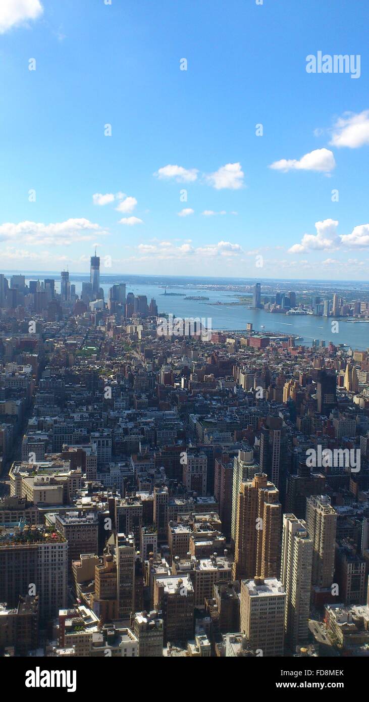 New York skyline della città e vista dall'Empire State building Foto Stock