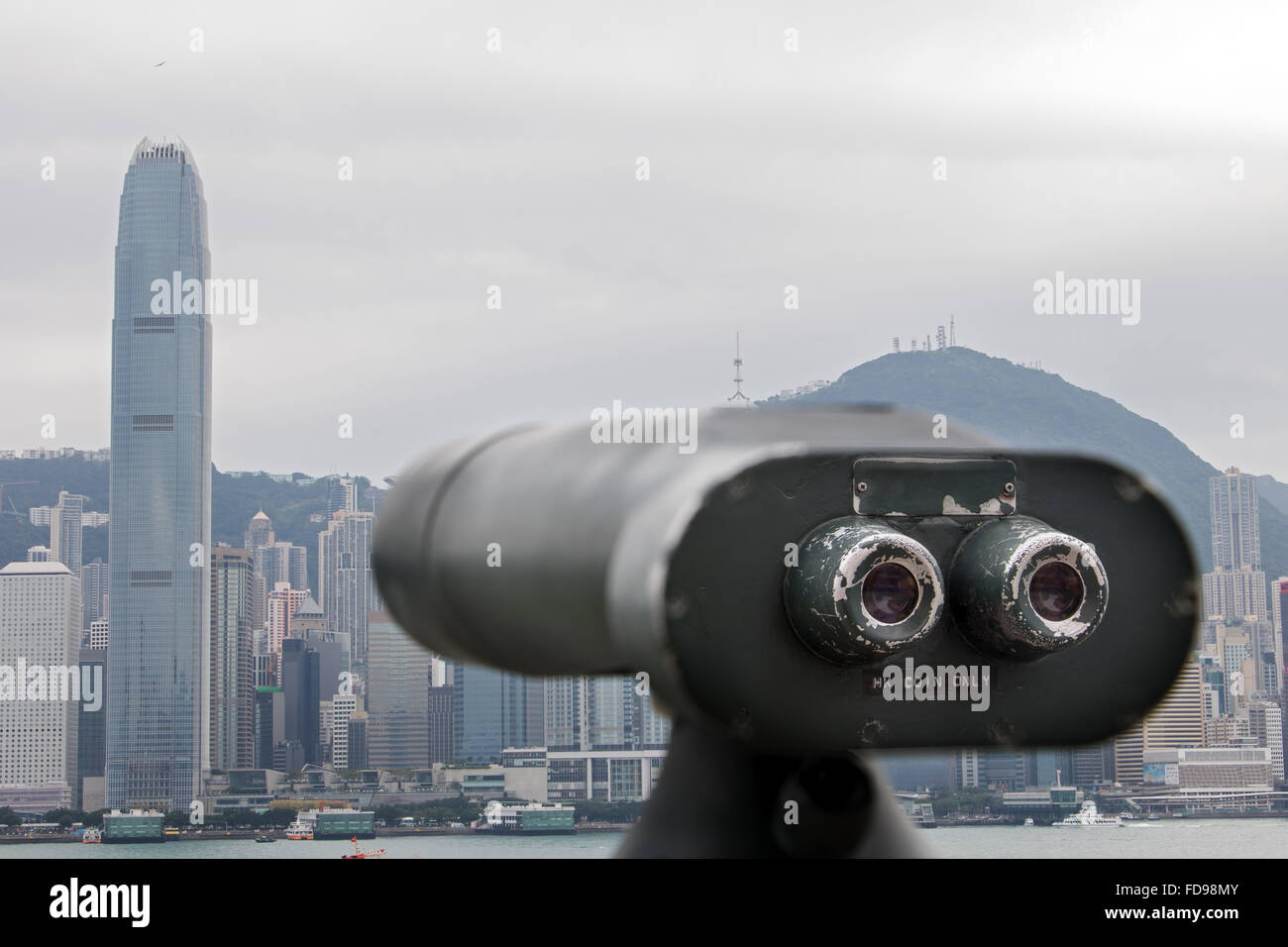 Gettoniera telescopio diretto su Hong Kong Foto Stock