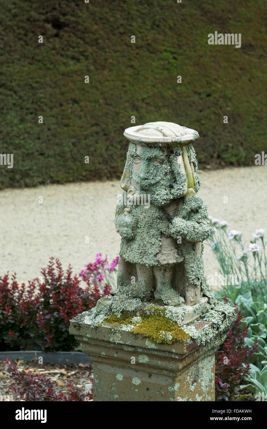 Nuova Zelanda, Isola del Sud, Dunedin, Penisola di Otago. Il Castello Larnach. Il giardino del castello elencati con la Nuova Zelanda giardini di fiducia. Foto Stock
