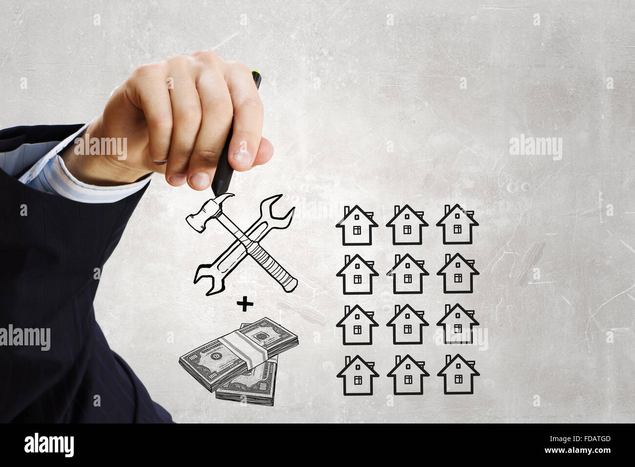 Close up di imprenditore disegno per far soldi formula Foto Stock