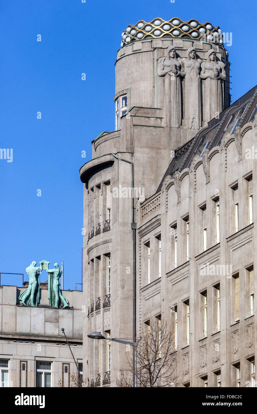 La Koruna palazzo in piazza San Venceslao, in stile Art Nouveau, Praga, Repubblica Ceca Foto Stock