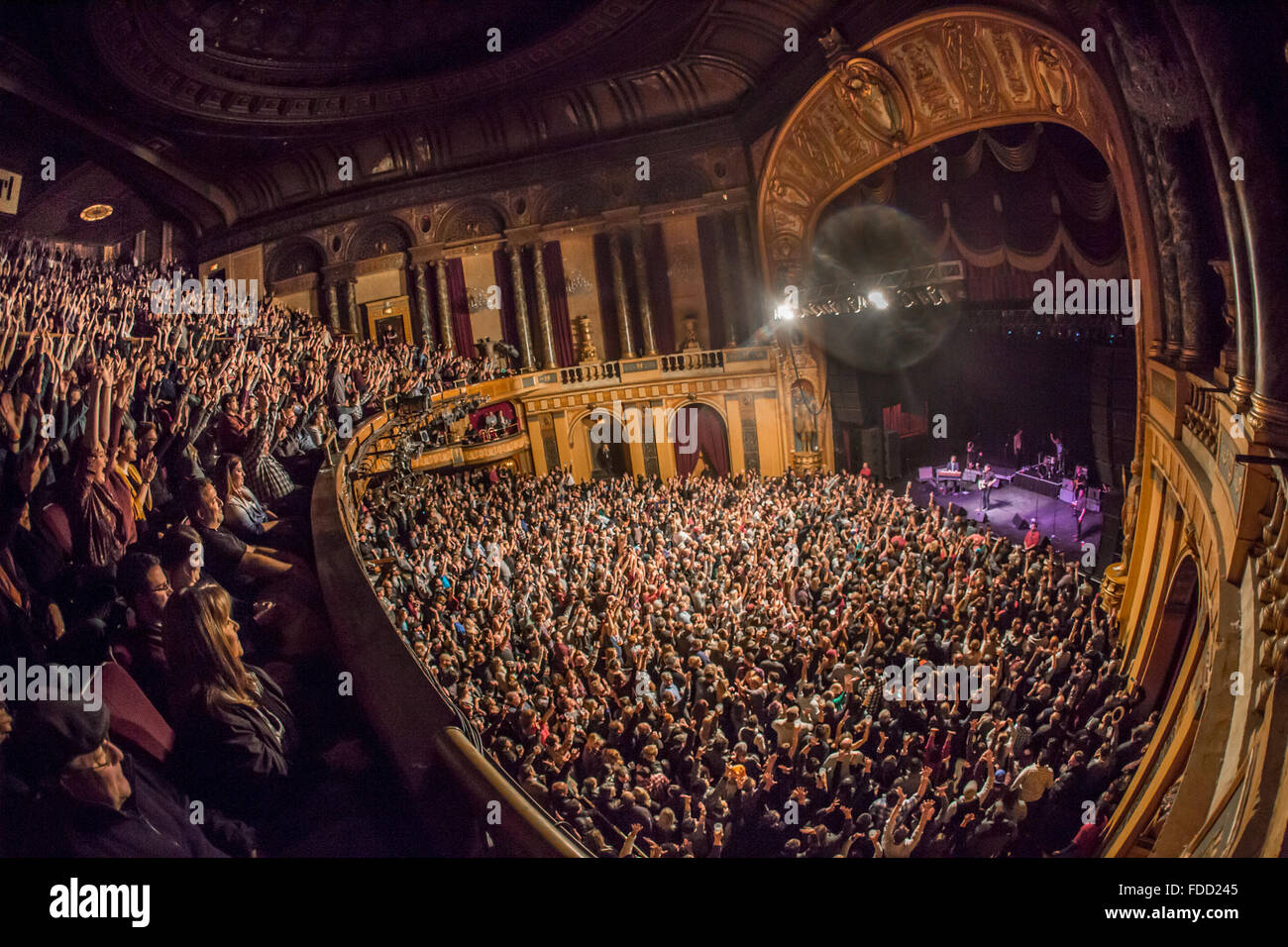 Detroit, Michigan, Stati Uniti d'America. 29 gen, 2016. NATHANIEL RATELIFF e i sudori notturni kick off loro 2016 World Tour nella parte anteriore di un sold out folla al Fillmore a Detroit, MI su 29 Gennaio 2016 Credit: Marc Nader/ZUMA filo/Alamy Live News Foto Stock