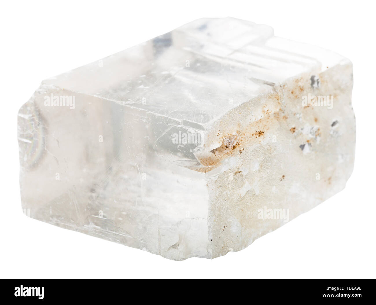 Le riprese in modalità macro della collezione di roccia naturale - Islanda spar pietra minerale isolato su sfondo bianco Foto Stock