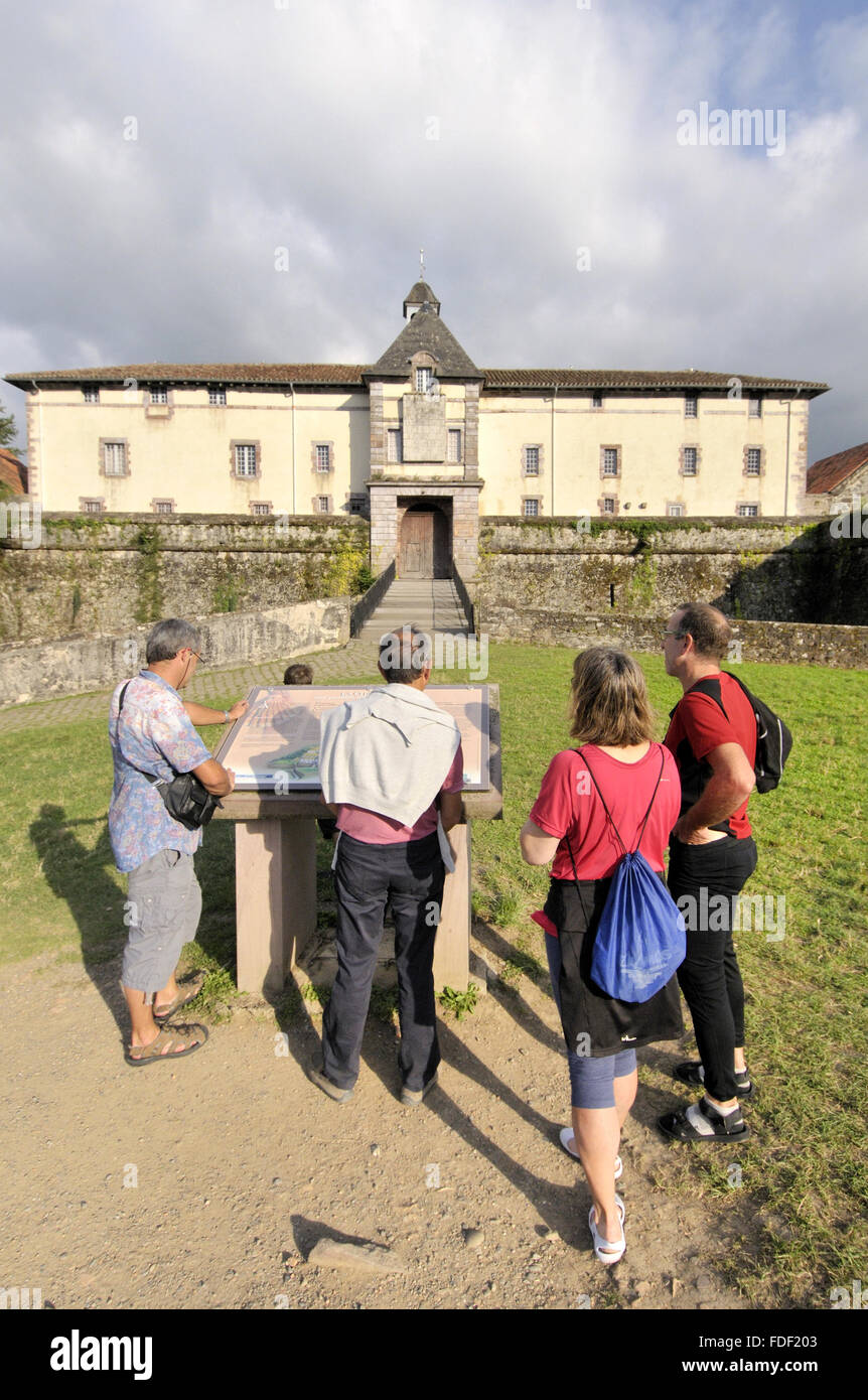 La cittadella. Saint-Jean-Pied-de-Port , Pyrénées-Atlantiques, Francia Foto Stock