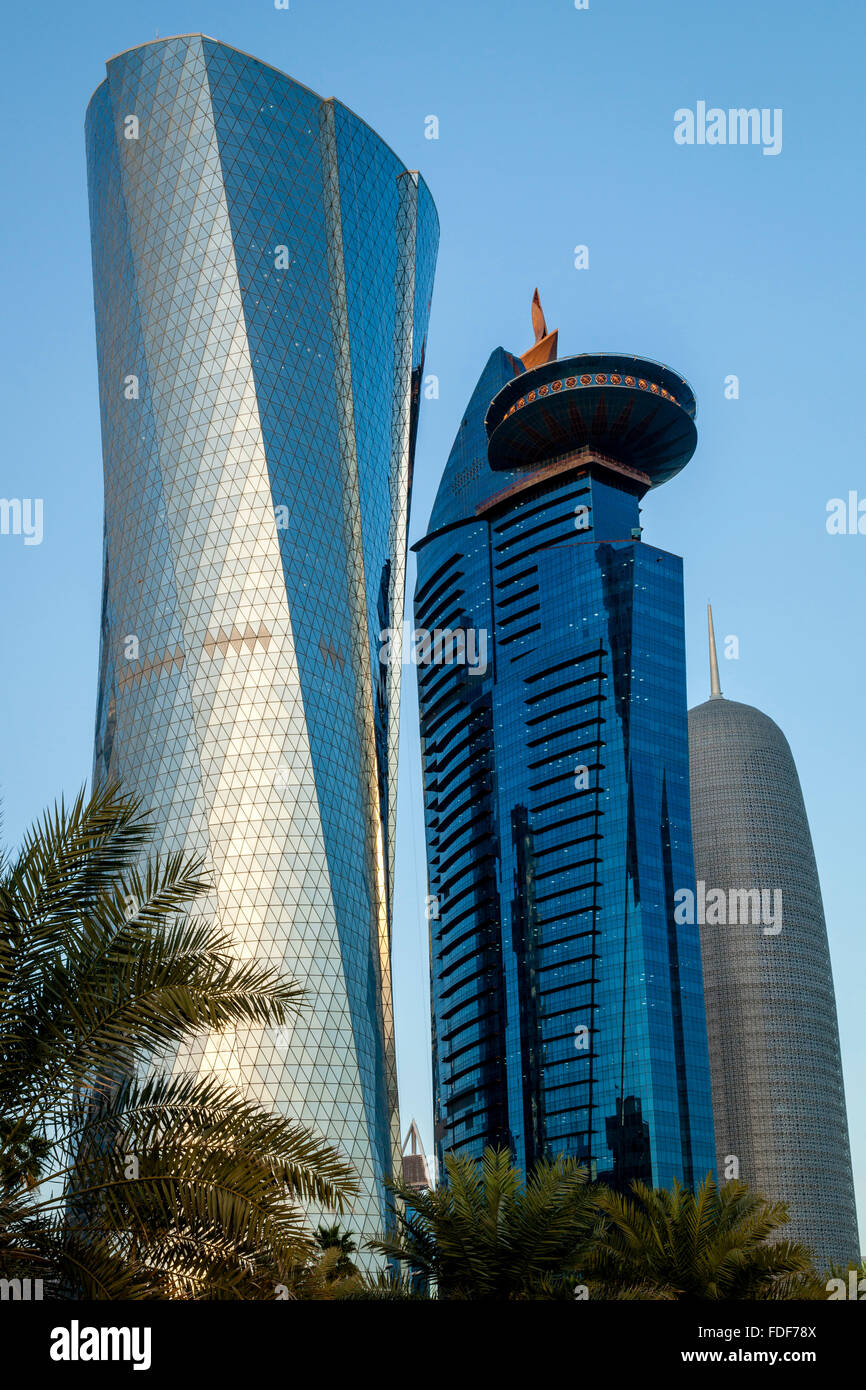 L'Al Bidda Tower, il World Trade Center di Doha e Torre di Doha, Doha, Qatar Foto Stock