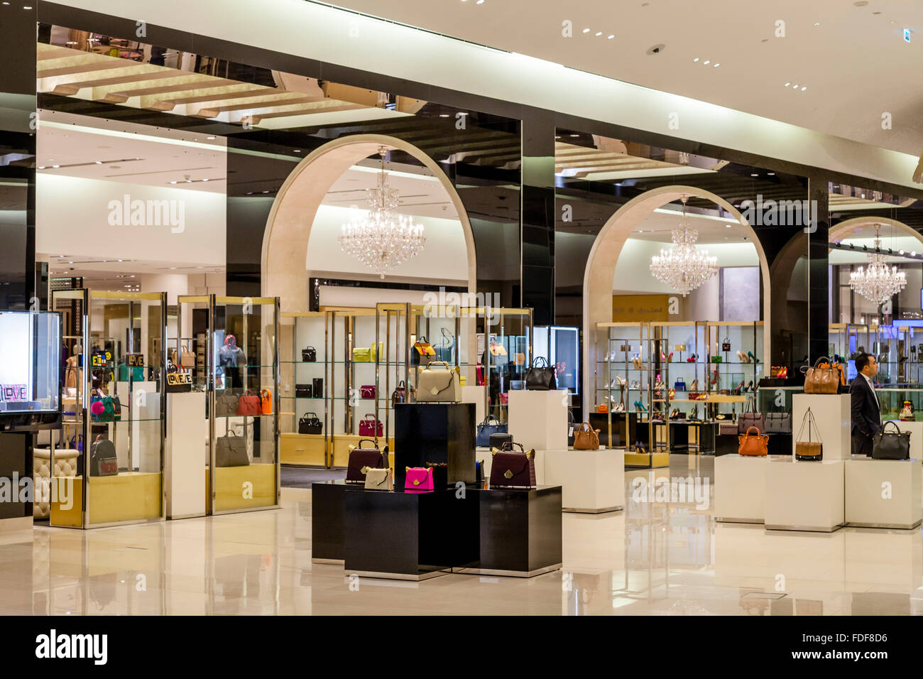 Borsa Di Lusso Shop Lagoona Mall Doha Qatar Foto Stock Alamy