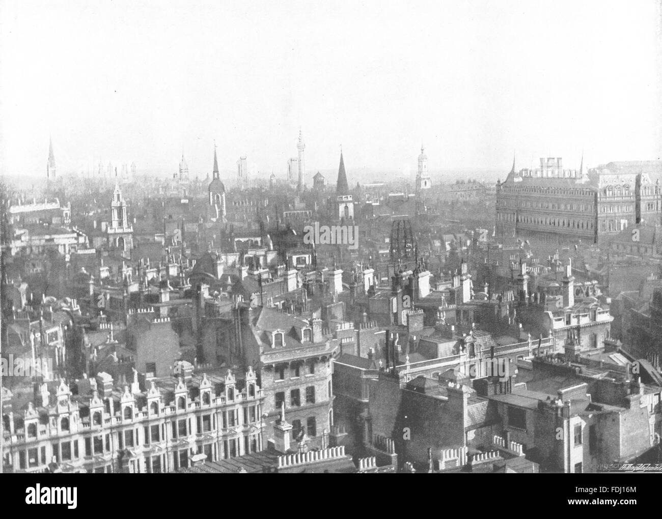 Londra: Bird's- Vista di Londra- Guardando a Sud-est dalla chiesa di prua, 1896 Foto Stock