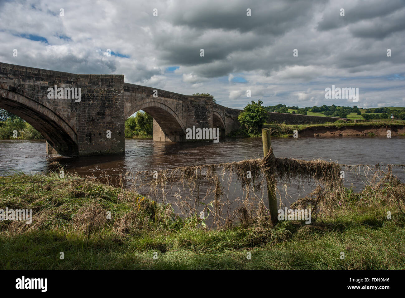 Loyn Ponte e fiume Lune vicino a Hornby Foto Stock