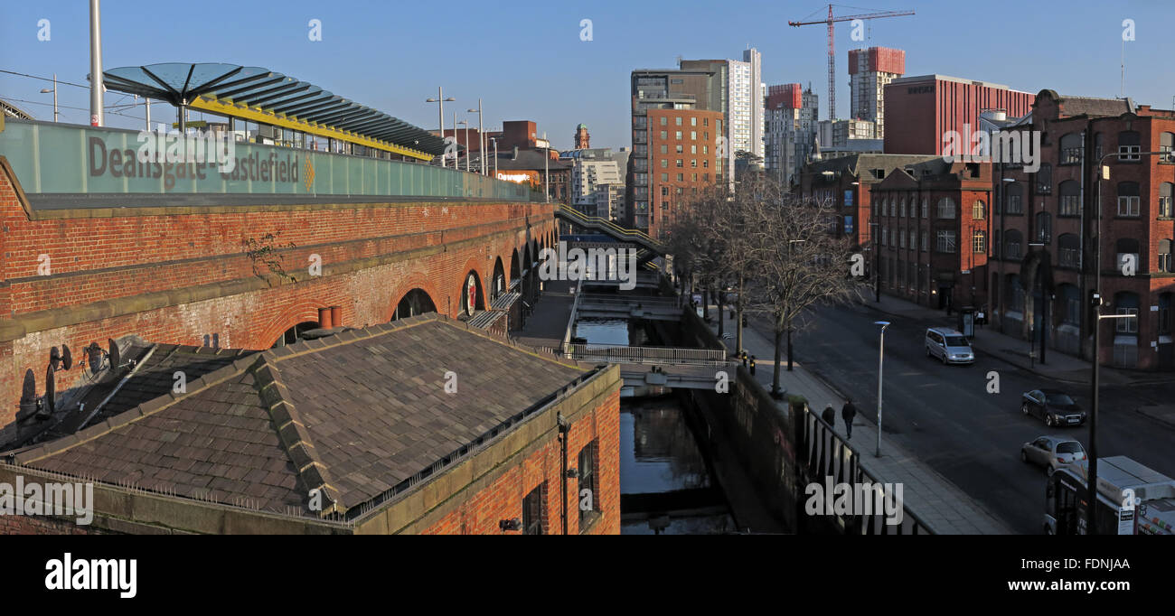 Stazione Deansgate-Castlefield e area a Manchester in Inghilterra, Regno Unito, M3 4LG Foto Stock