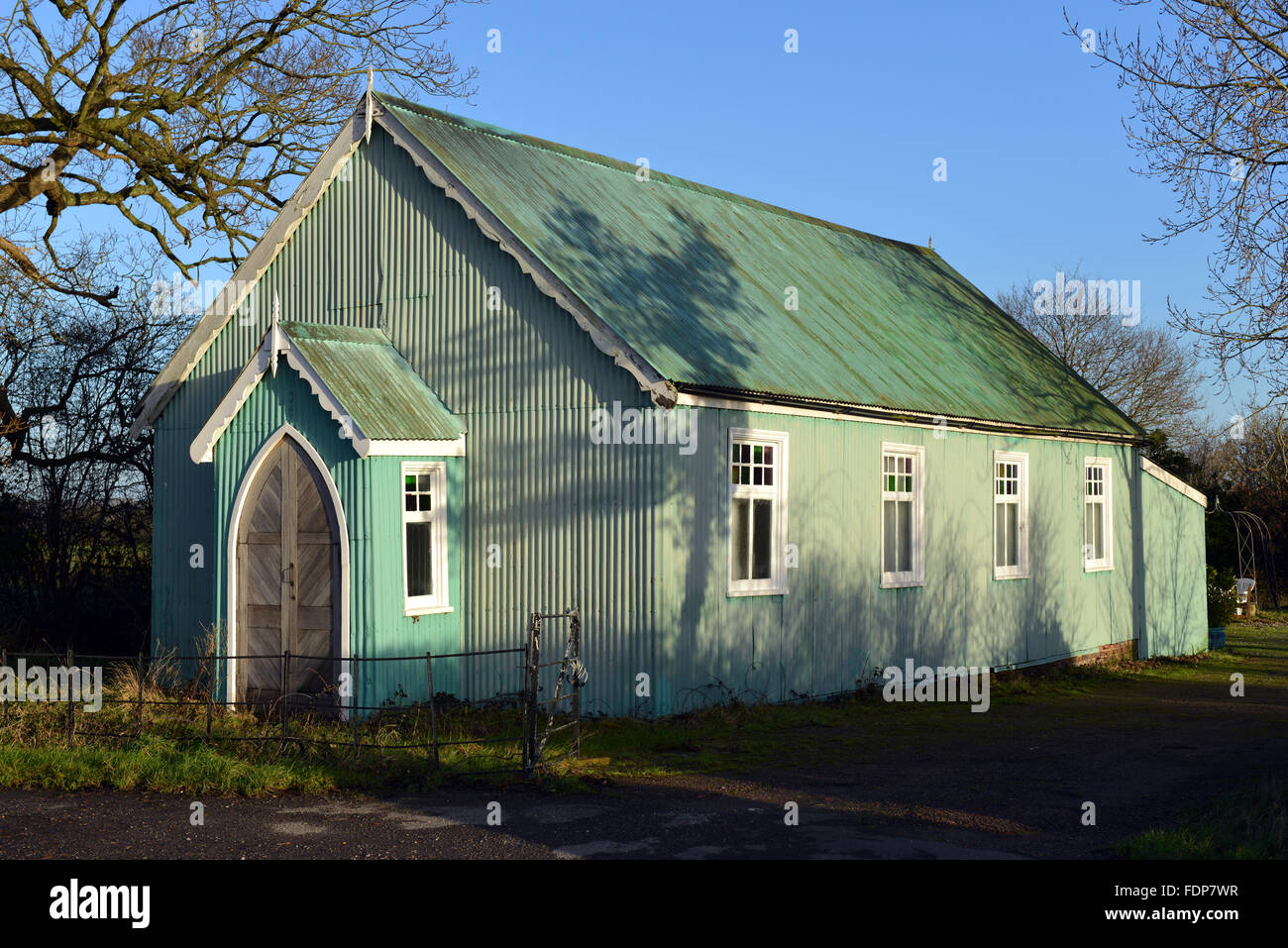 Tabernacolo di stagno, Barcombe UK. Di metallo ondulato chiesa rurale Foto Stock